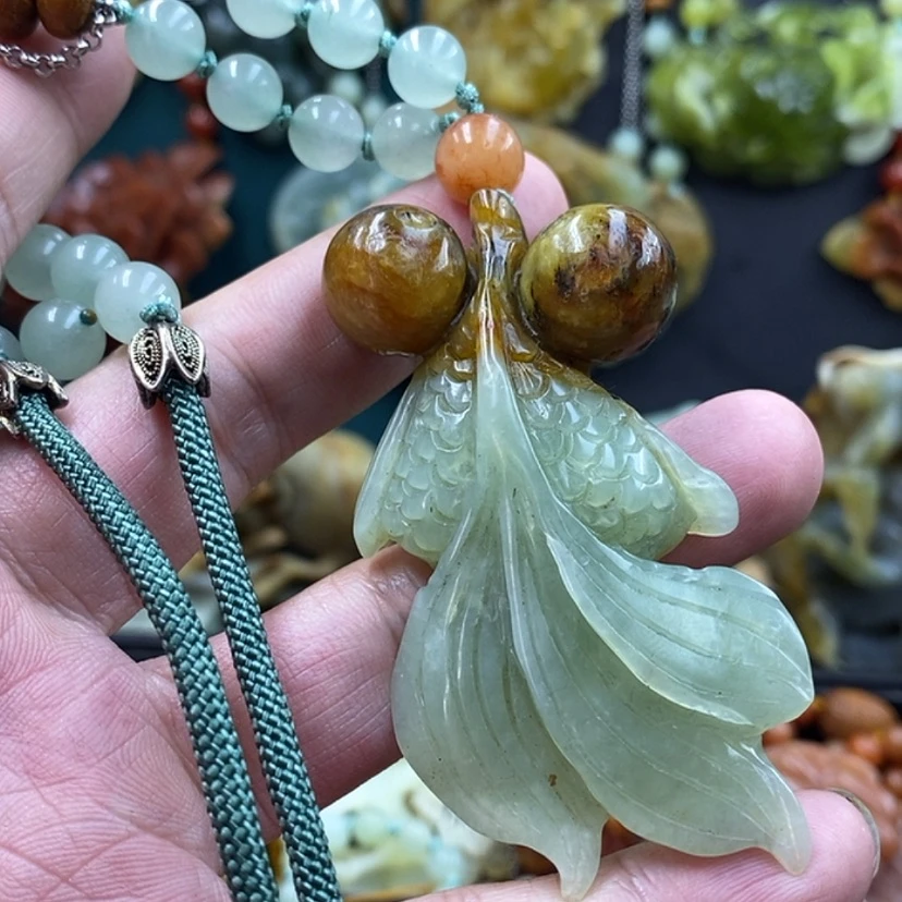 【闪购商品】未镶嵌蛇纹石玉吊坠