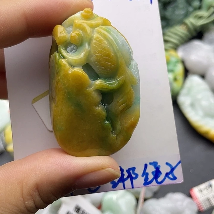 颈饰未镶嵌翡翠天然翡翠