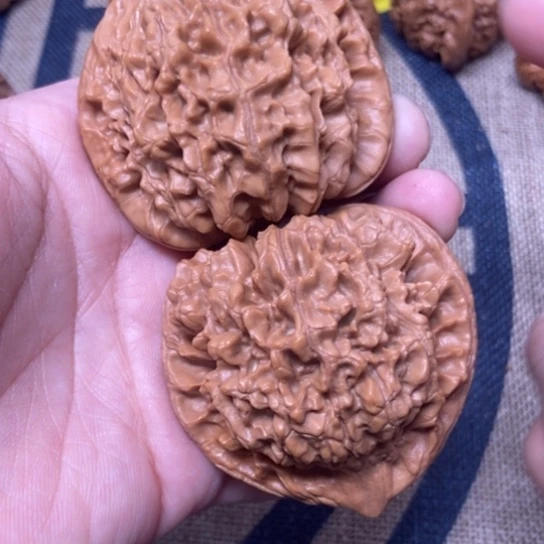 吊坠文玩核桃麒麟纹