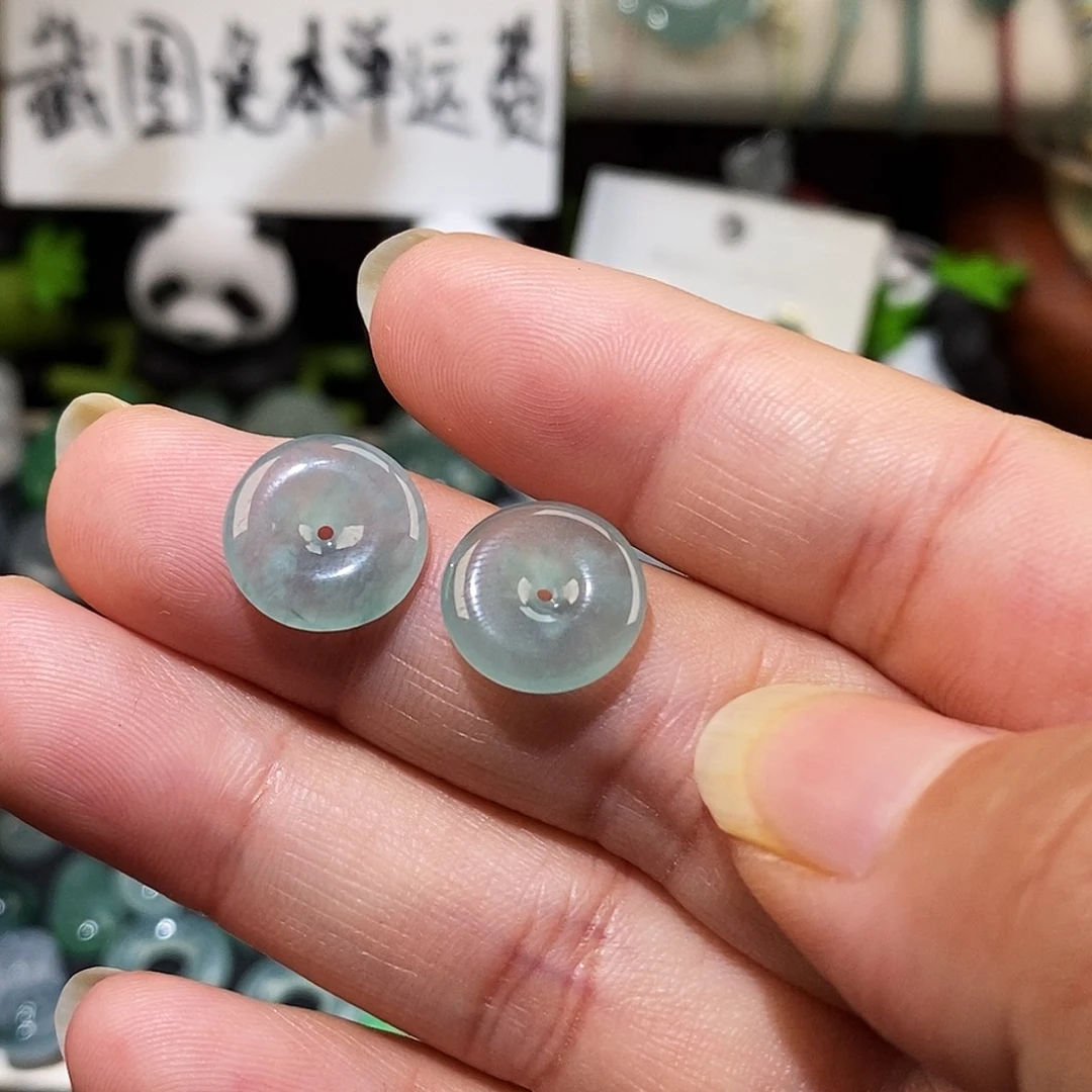 翡翠未镶嵌颈饰平安扣一对