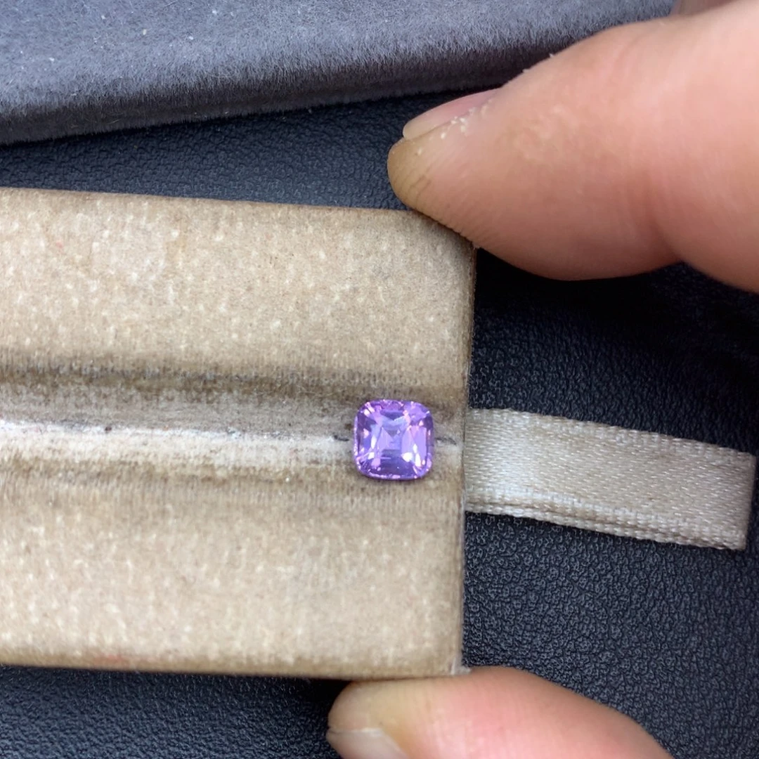 裸石蓝宝石1.03ct全净