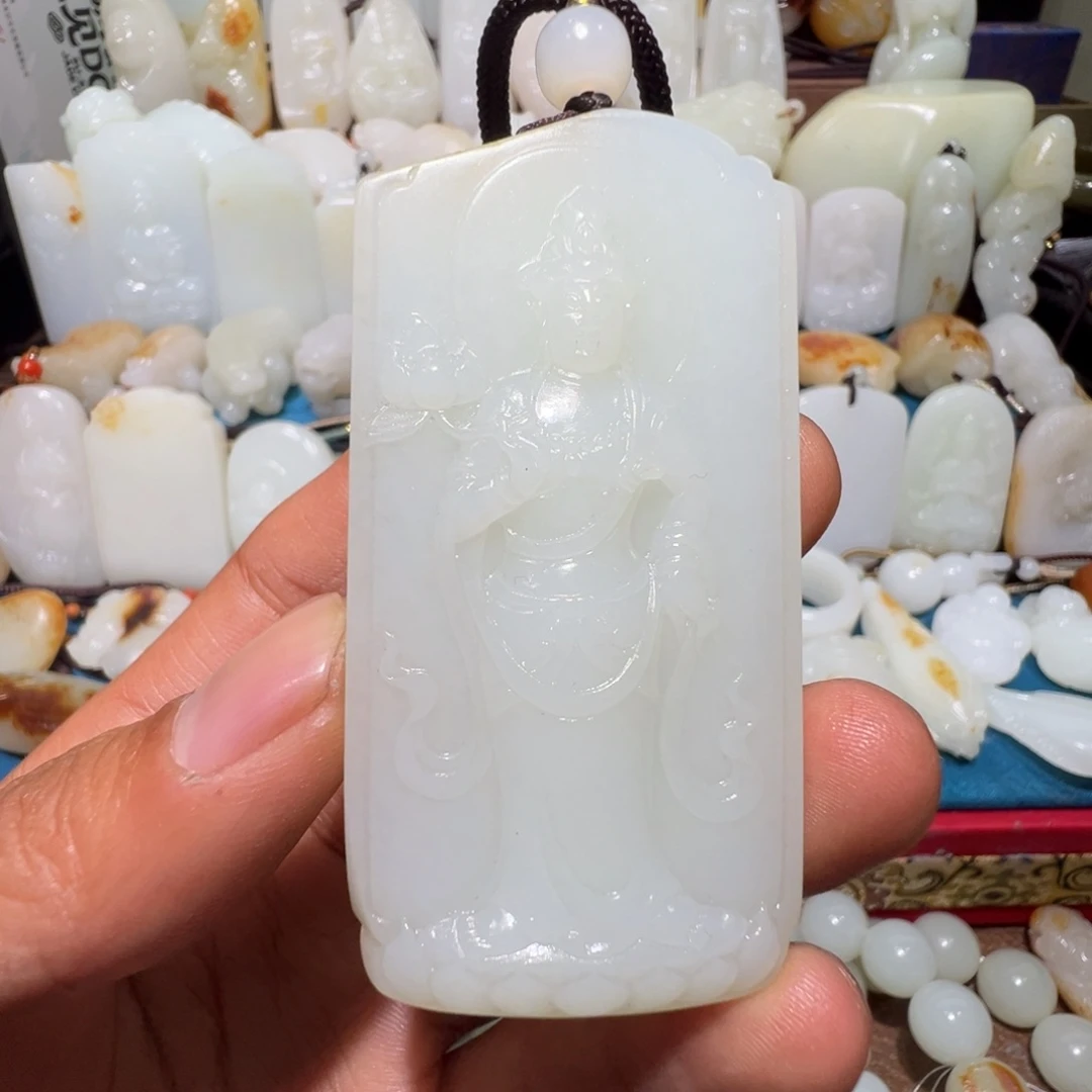 择***立和田玉未镶嵌吊坠(不含链)