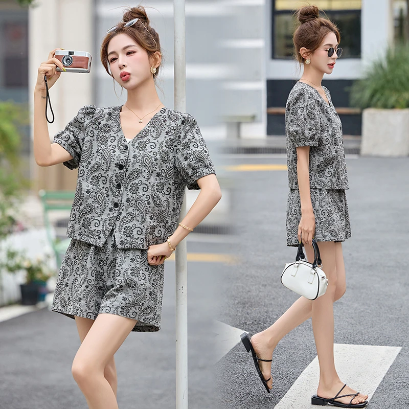 欧货气质复古提花套装女2025夏季新款设计感小个子百搭短裤两件套