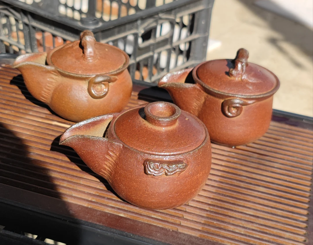 粗陶手抓壶泡茶壶：火山泥高温柴烧裸烧非遗传统工艺