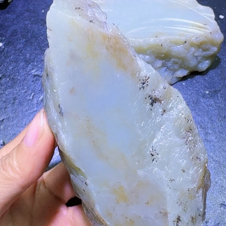 和田玉未镶嵌珠宝半成品