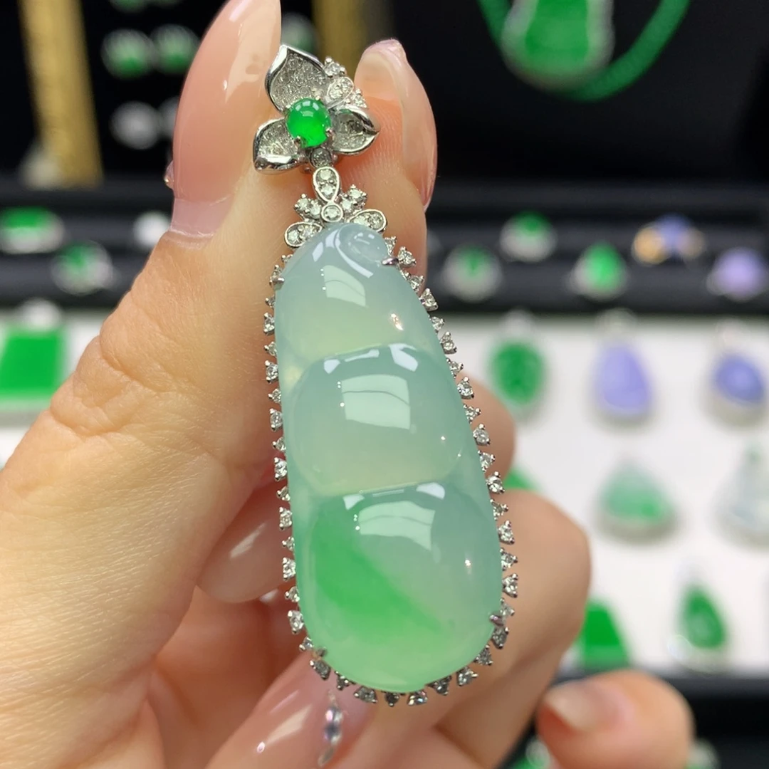 翡翠18K金镶嵌吊坠(不含链)