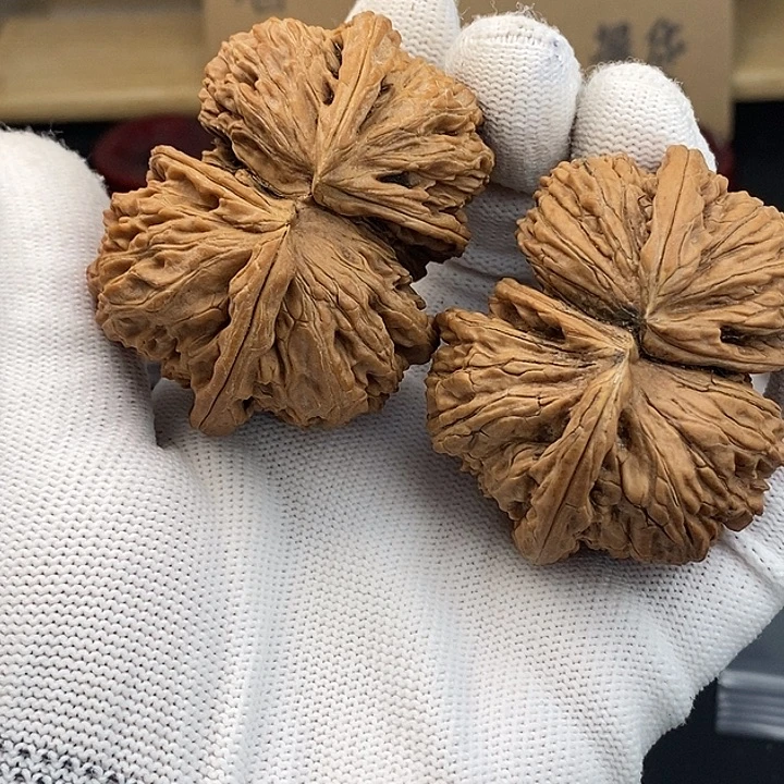 弄***杯吊坠文玩核桃裂不退不换