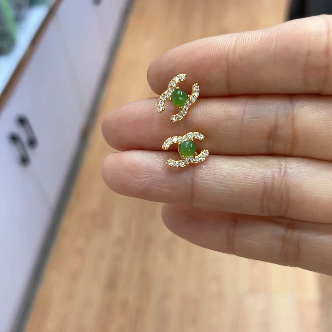 和田玉银S925镶嵌耳饰