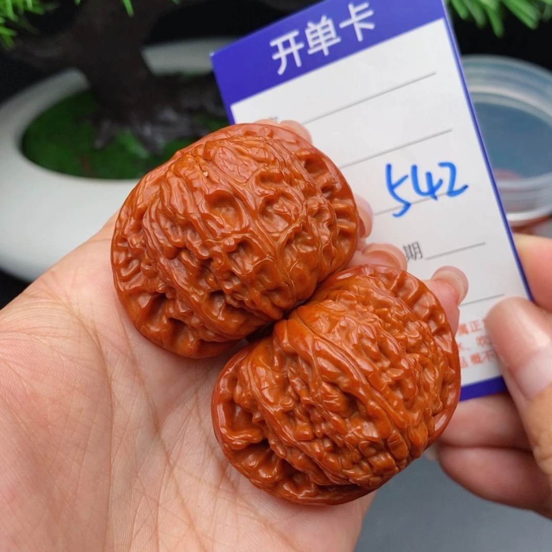 文玩核桃把件44闷白542