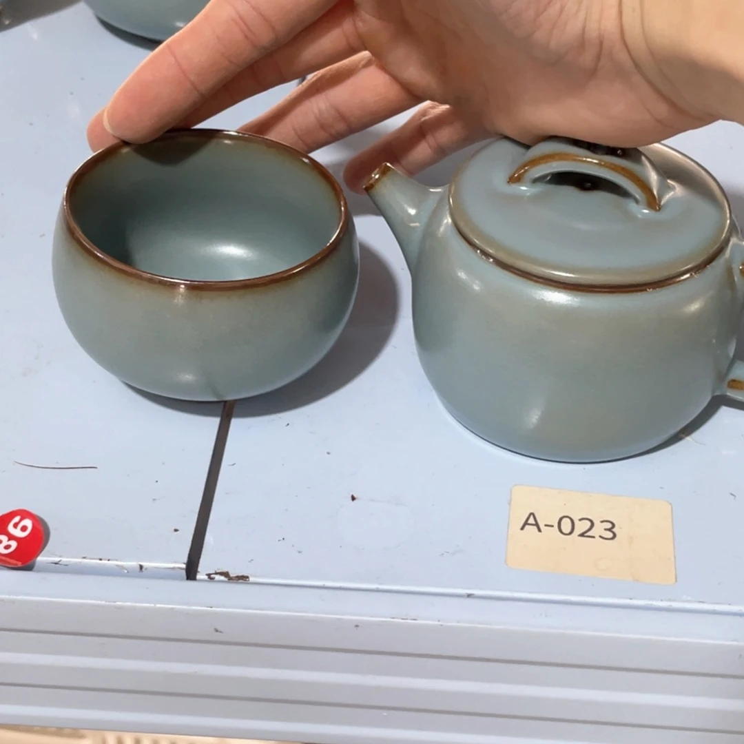 瓷片小微瑕。。。。。。。。。。。