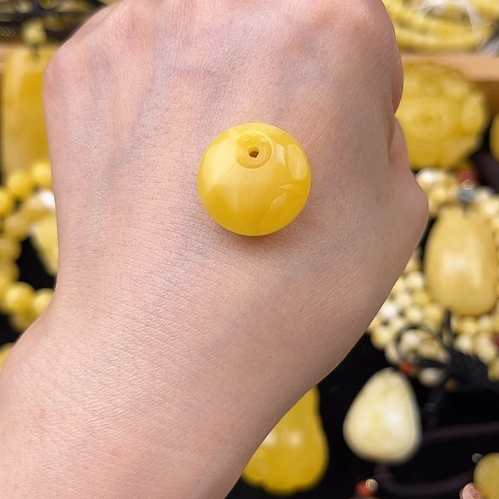 琥珀未镶嵌颈饰琥珀，