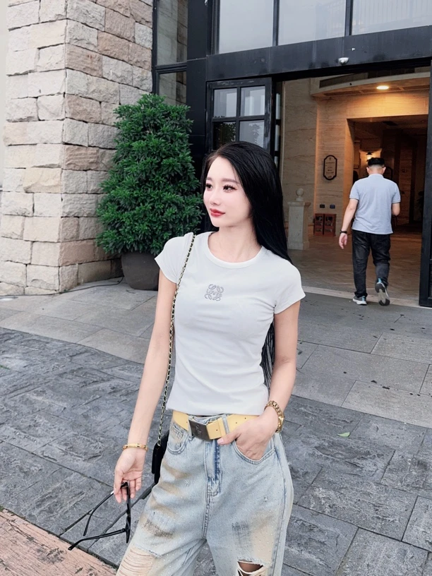 【茹哥】欧货烫钻圆领设计感修身显瘦打底短袖上衣201
