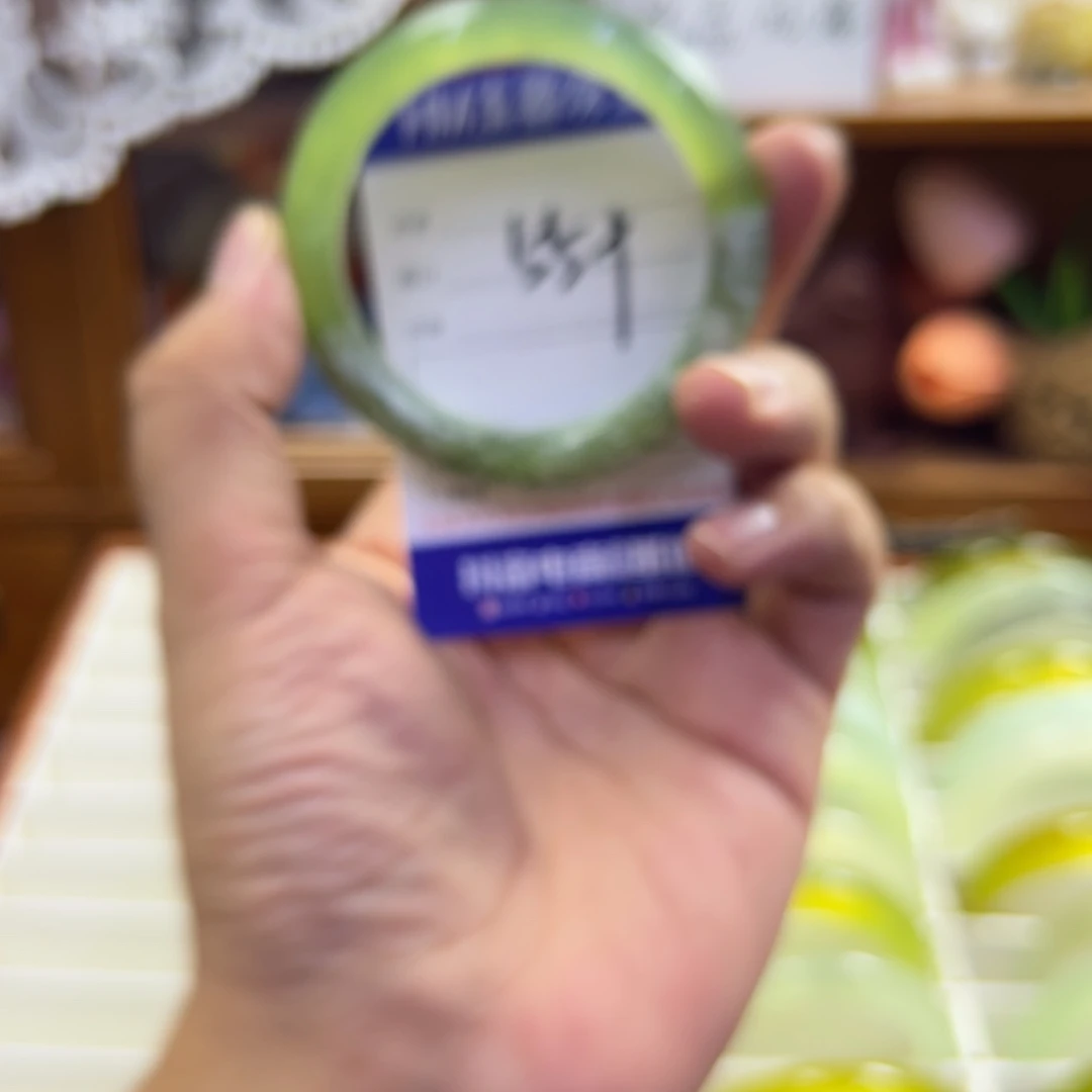 蛇纹石玉未镶嵌手镯583