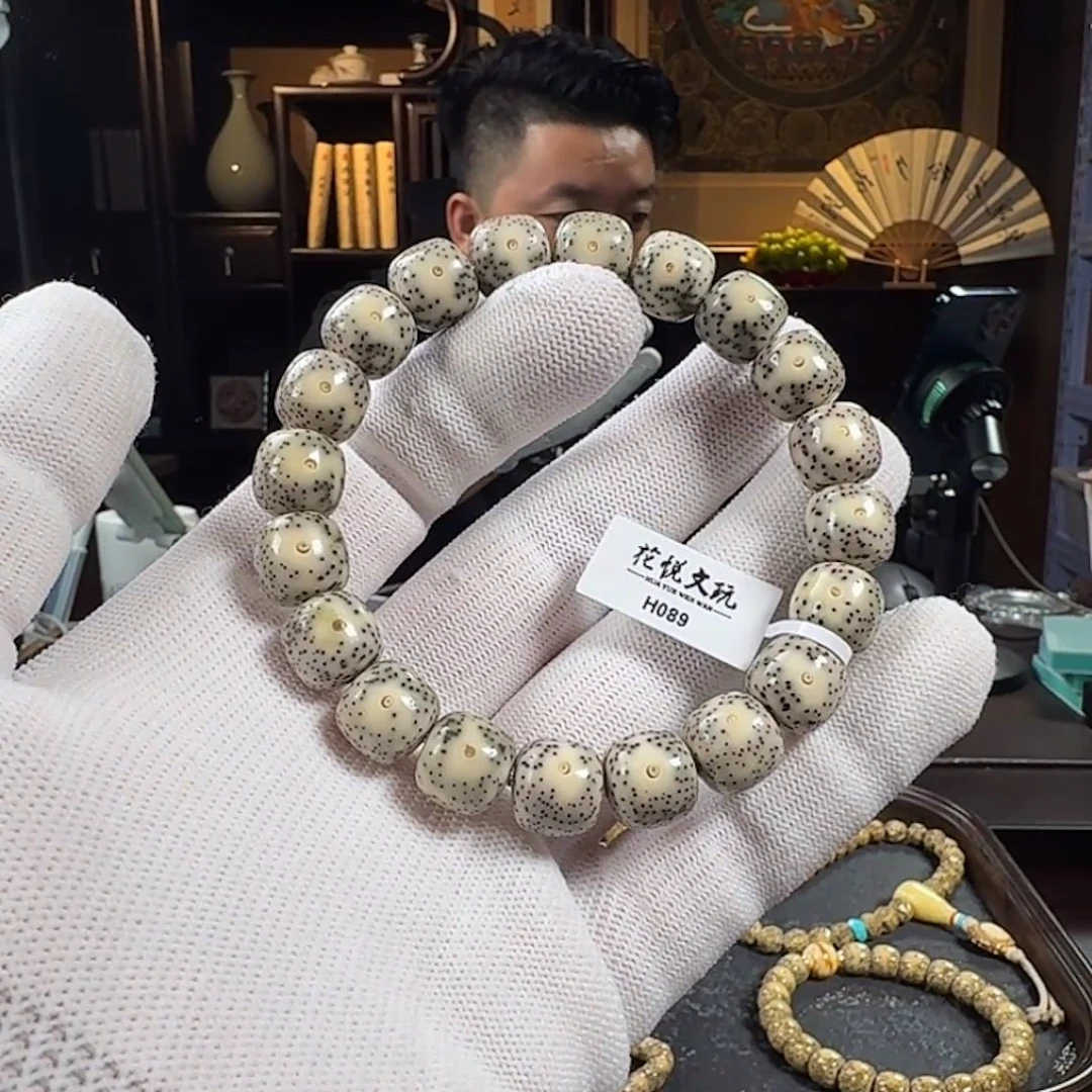 手串星月菩提12x11 石玉料月留白 H089