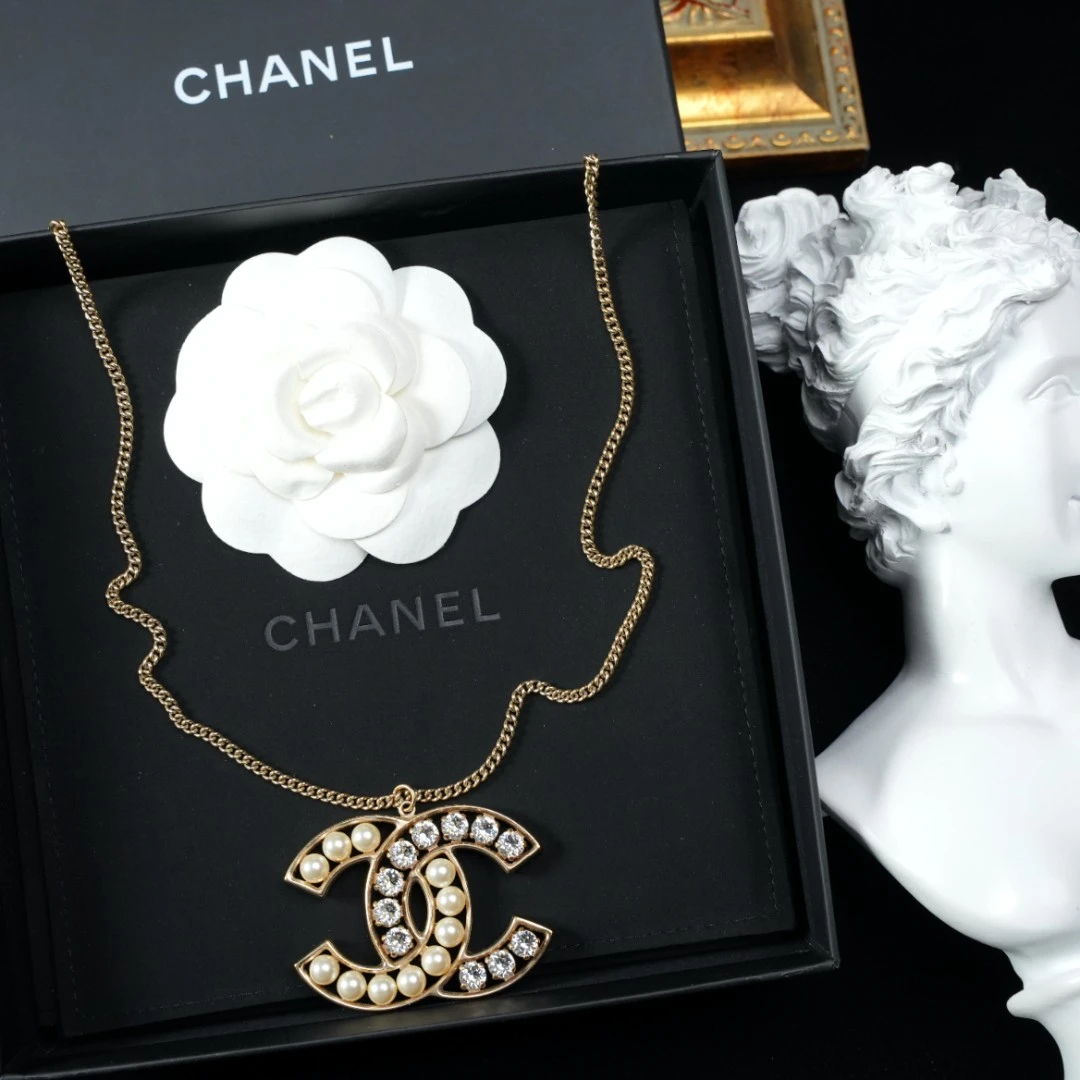 95新 Chanel/香奈儿 柚礼中古/香奈儿莱茵石珍珠双C项链LZ504386