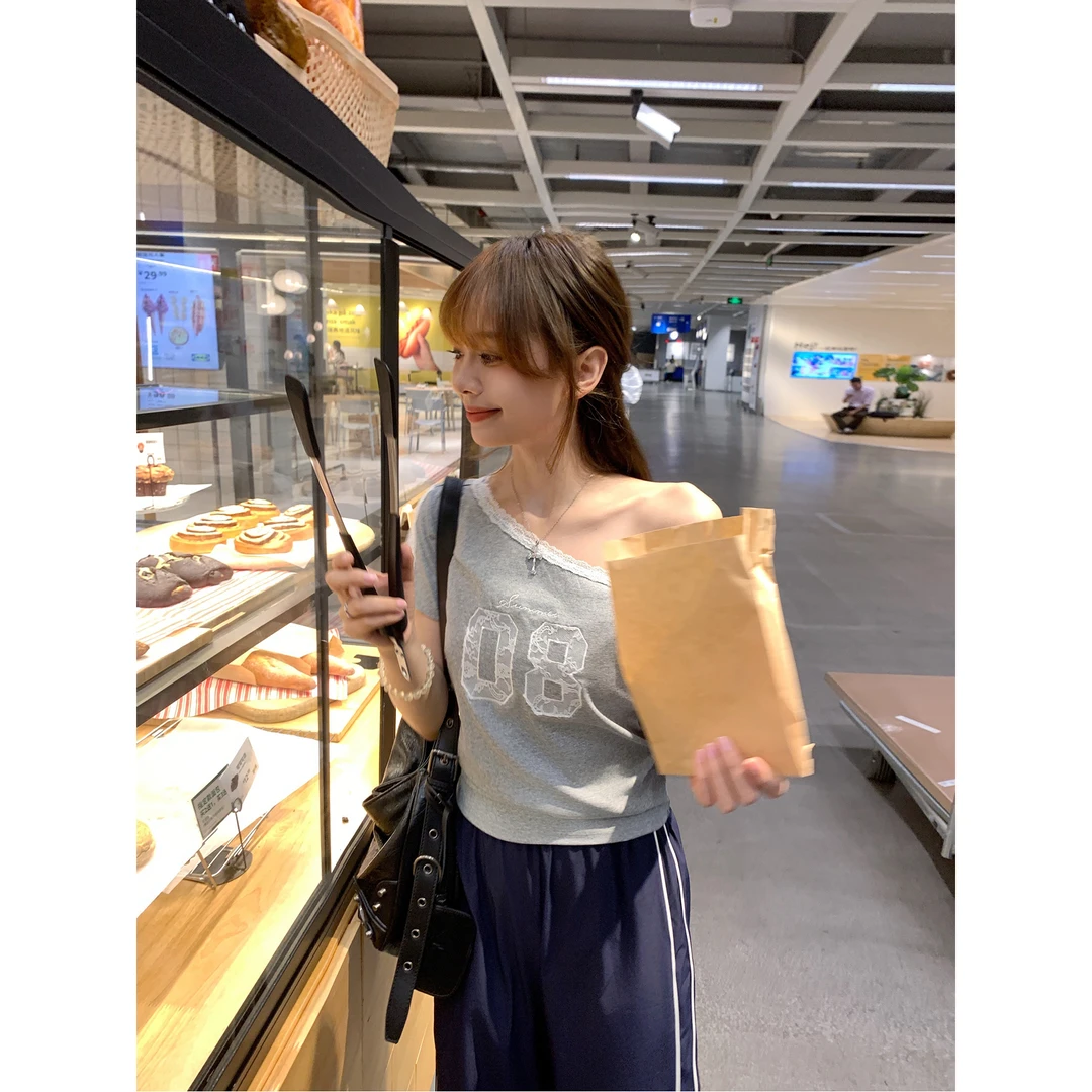 切糕自制【挚爱出街】小个子夏季女短款时尚千金设计感斜肩短袖T恤
