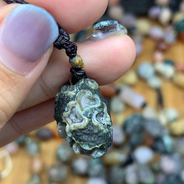 玛瑙/玉髓未镶嵌珠宝半成品