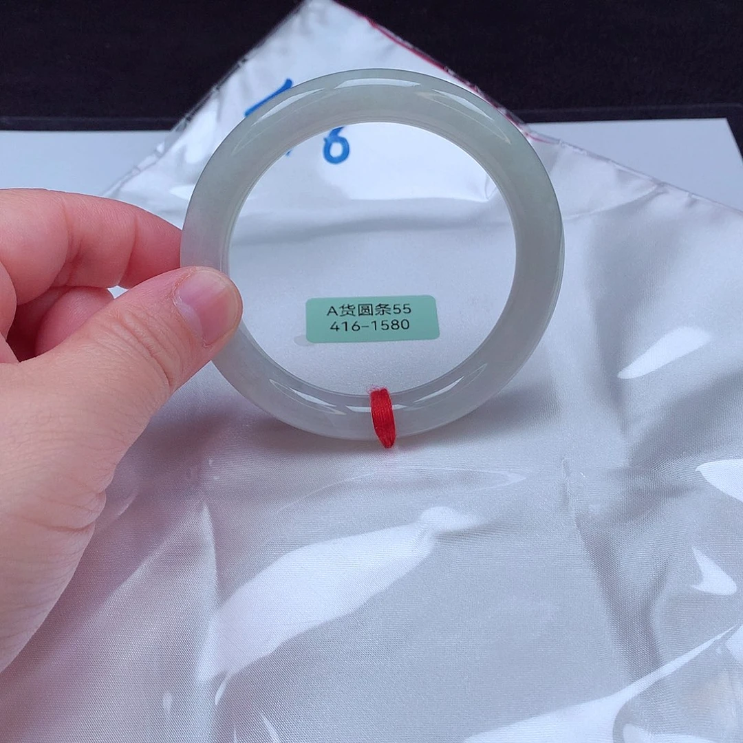 翡翠手镯未镶嵌416号