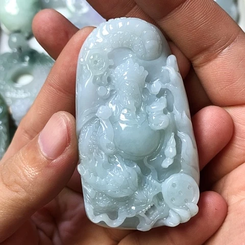 翡翠未镶嵌颈饰天然缅甸翡翠a货