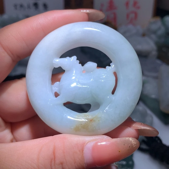 翡翠未镶嵌颈饰保真天然A货翡翠