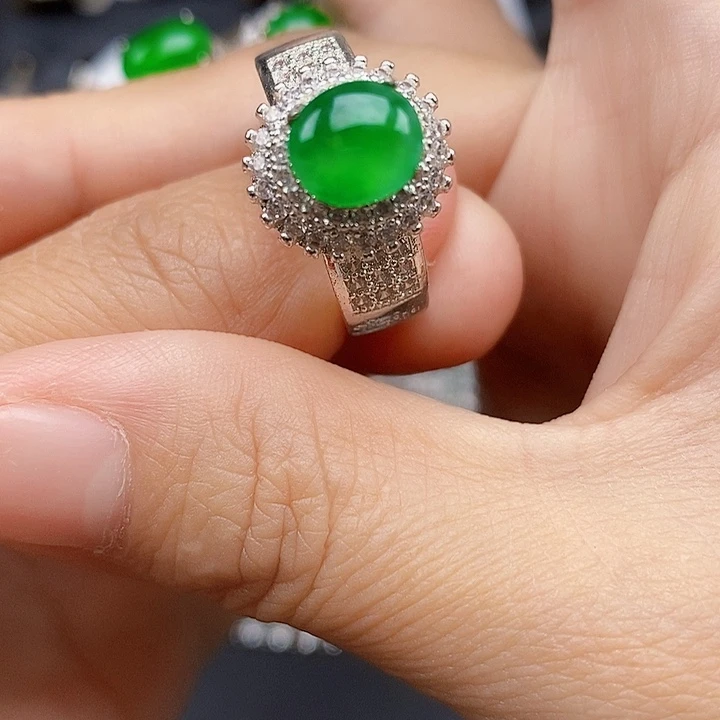 翡翠未镶嵌戒指缅甸翡翠未镶嵌