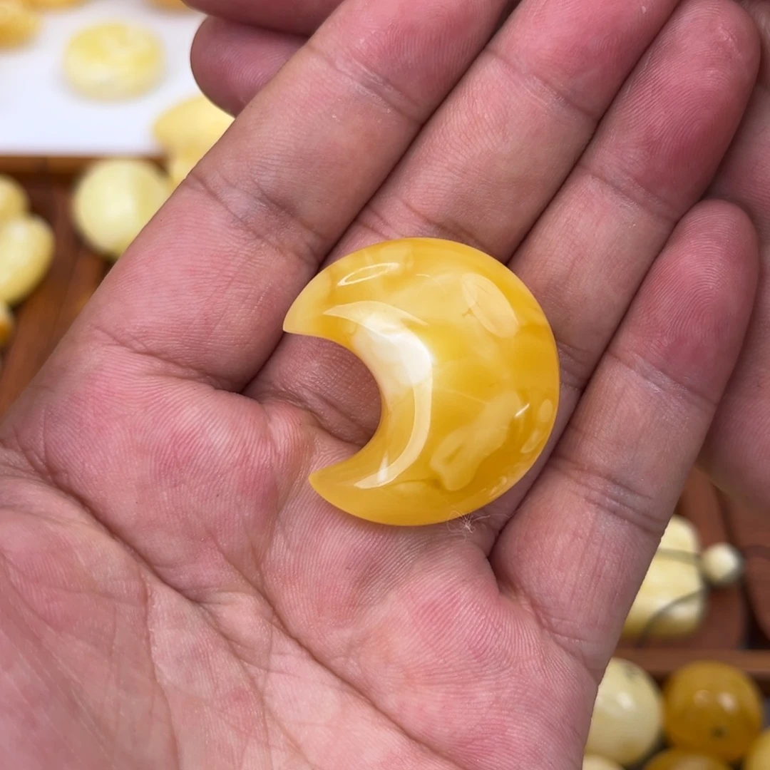 未镶嵌蜜蜡珠宝奇石