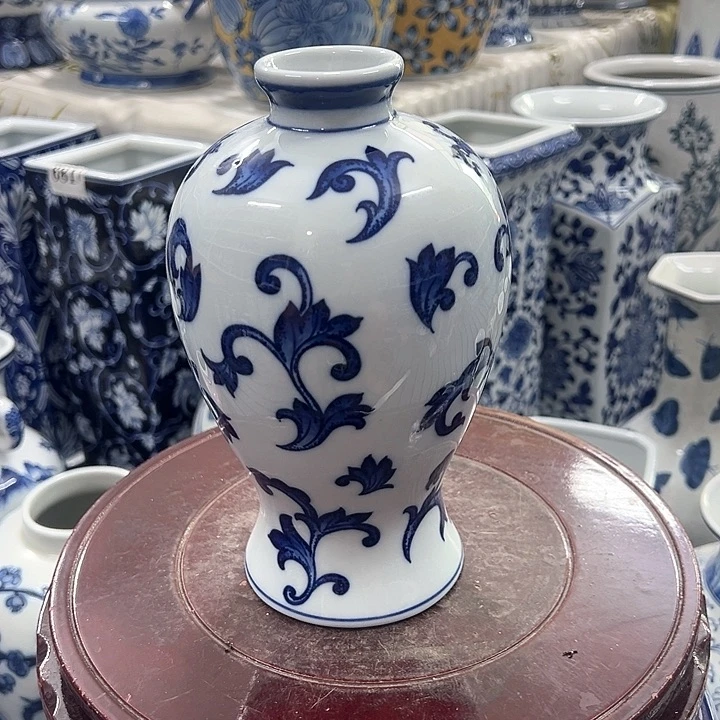 摆件青花瓷手工手绘高温釉下彩家居摆件，花瓶