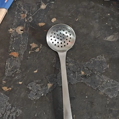 瑕疵品火锅漏勺，，，，