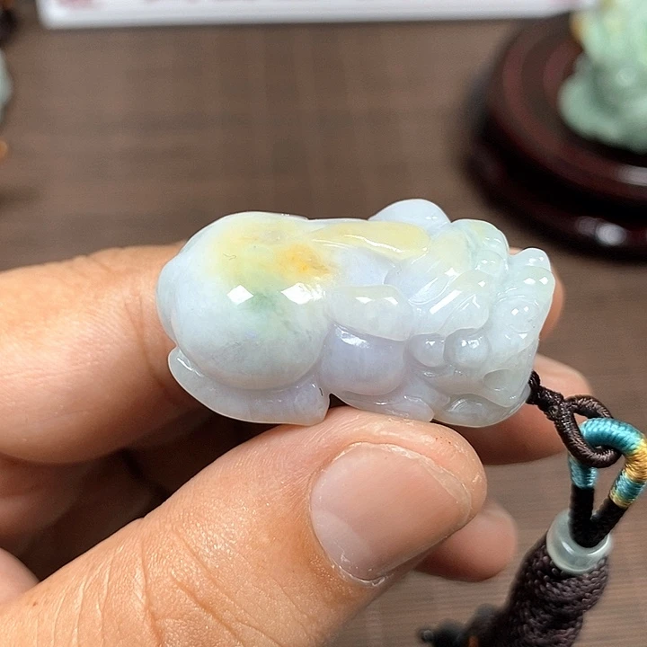 颈饰未镶嵌翡翠天然翡翠玉A货配证书
