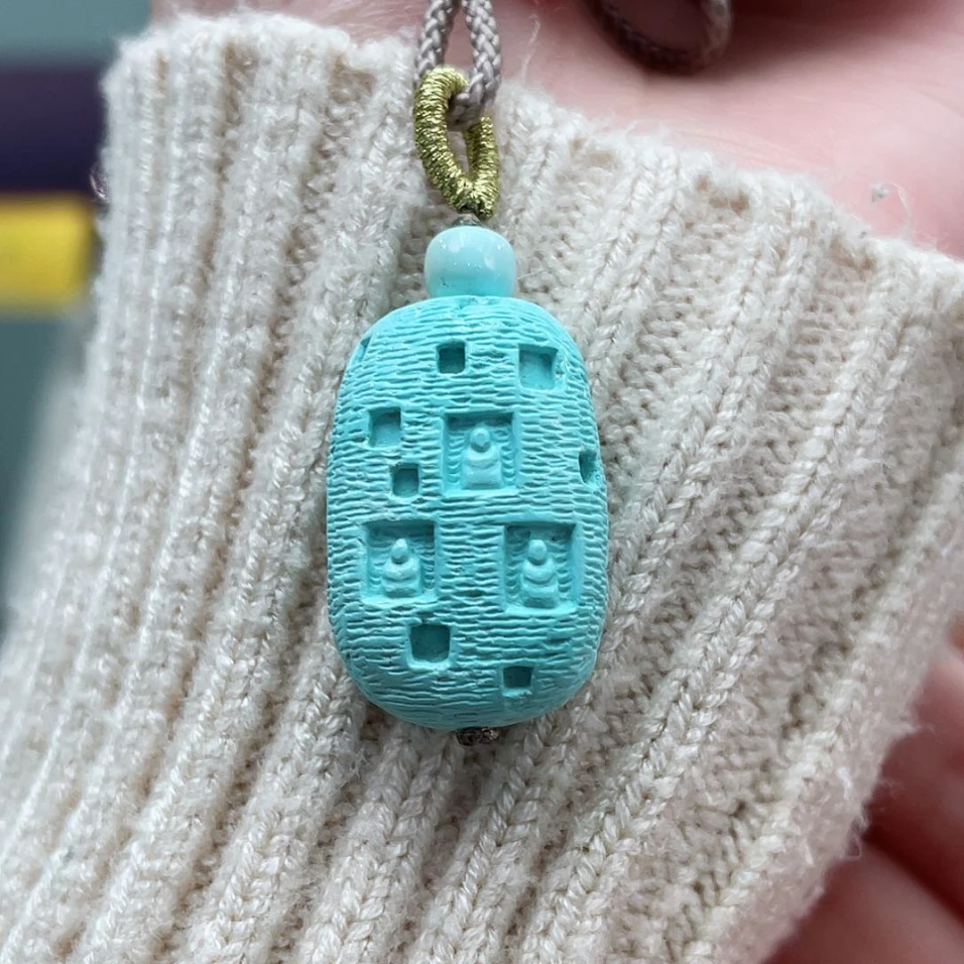 绿松石颈饰未镶嵌