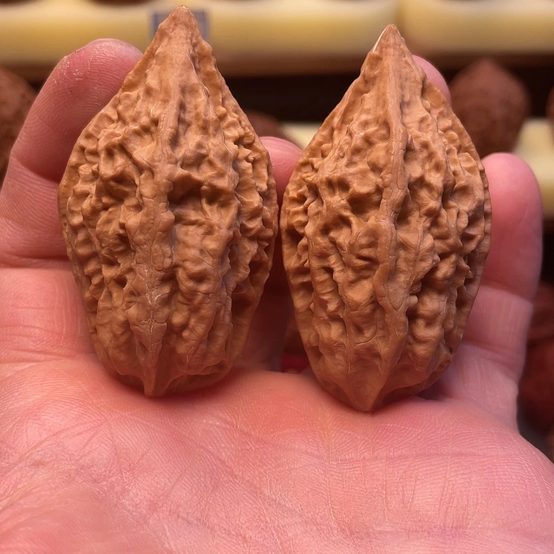 猴头核桃吊坠判官笔大柳叶文玩核桃8号