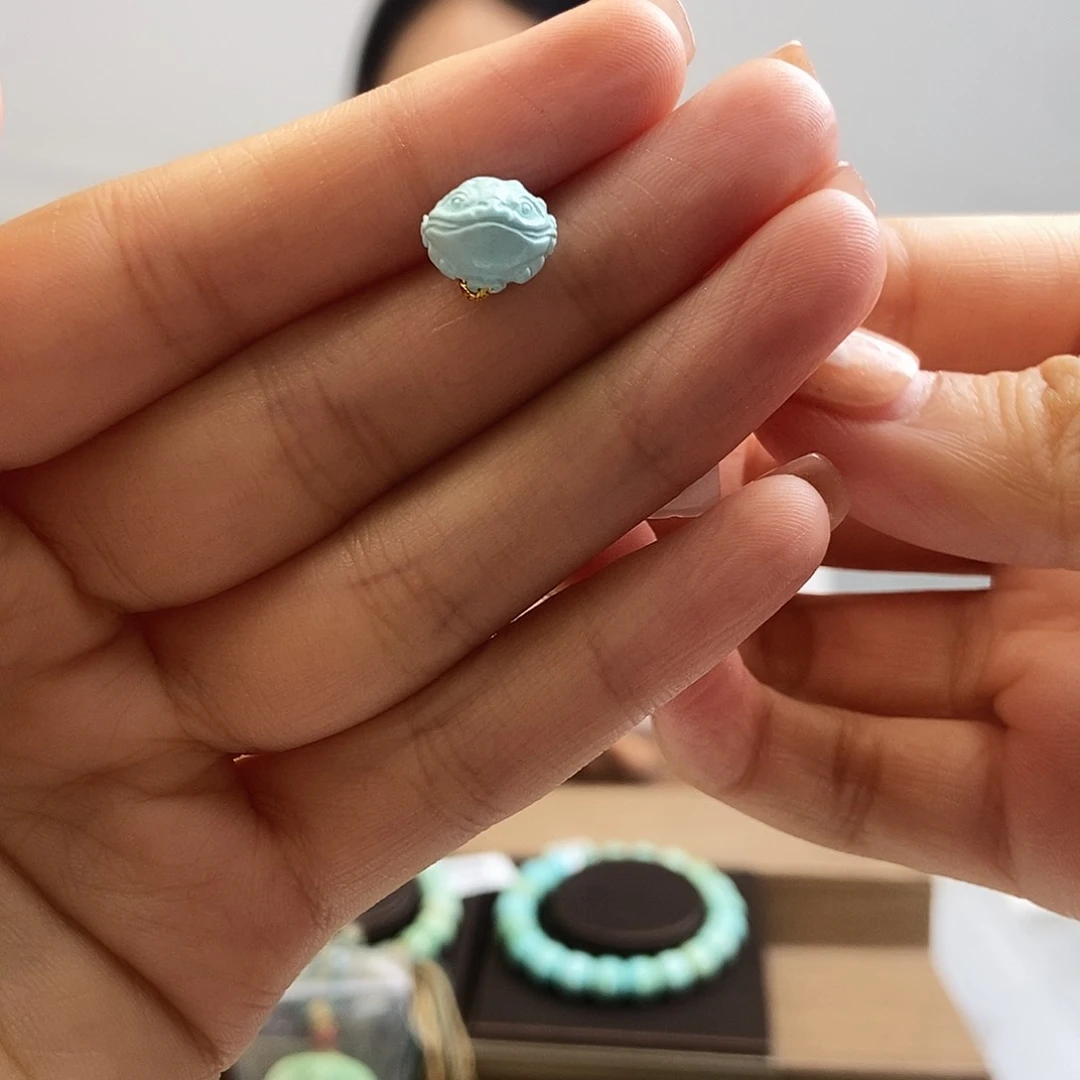 未镶嵌绿松石珠宝奇石