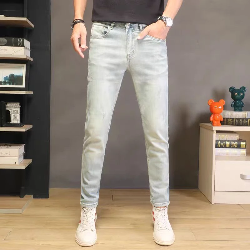 夏季男牛仔裤修身浅色牛仔运动裤修身潮流白色时尚