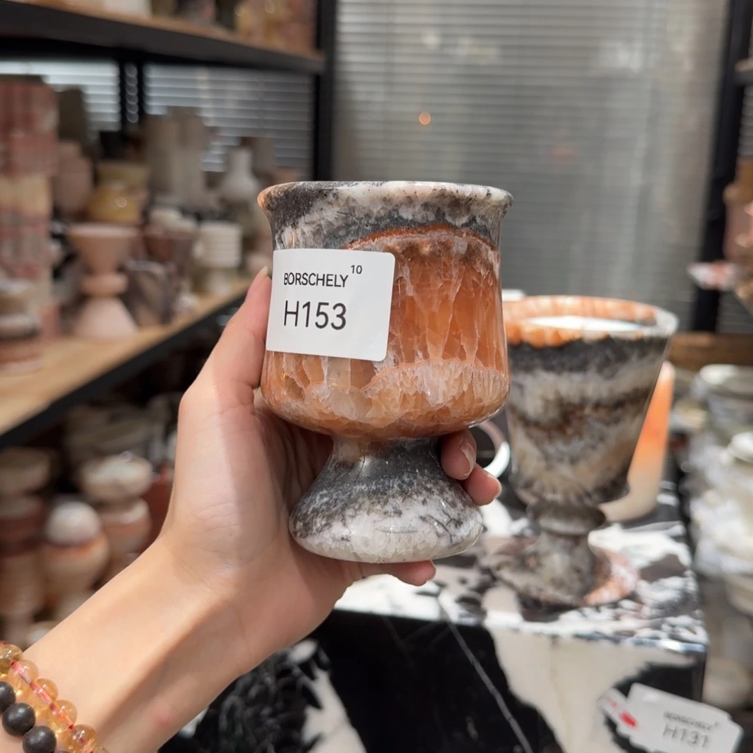 H153。  亿。            香薰