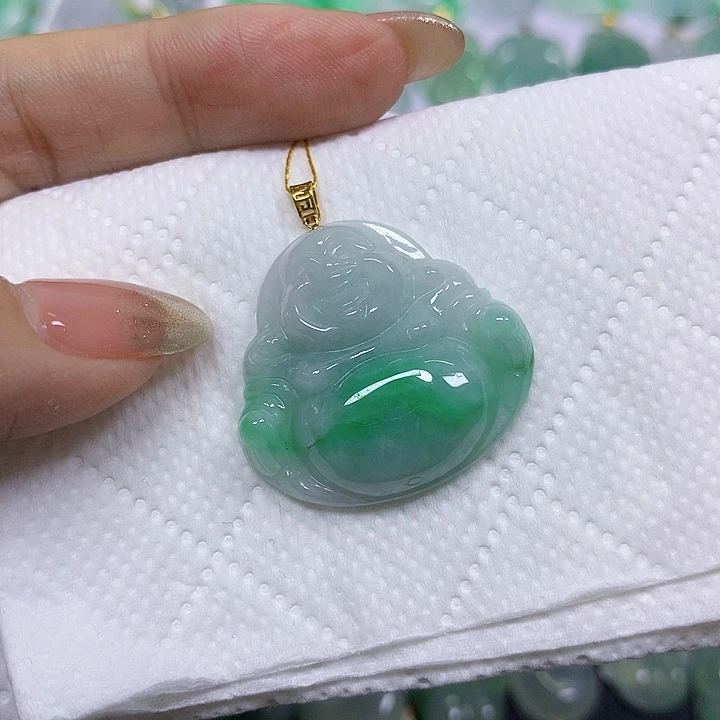 翡翠未镶嵌颈饰挂件