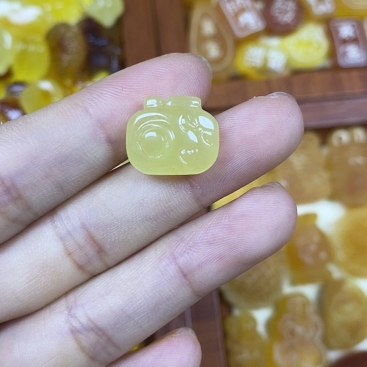 吊坠橄榄核照相机32