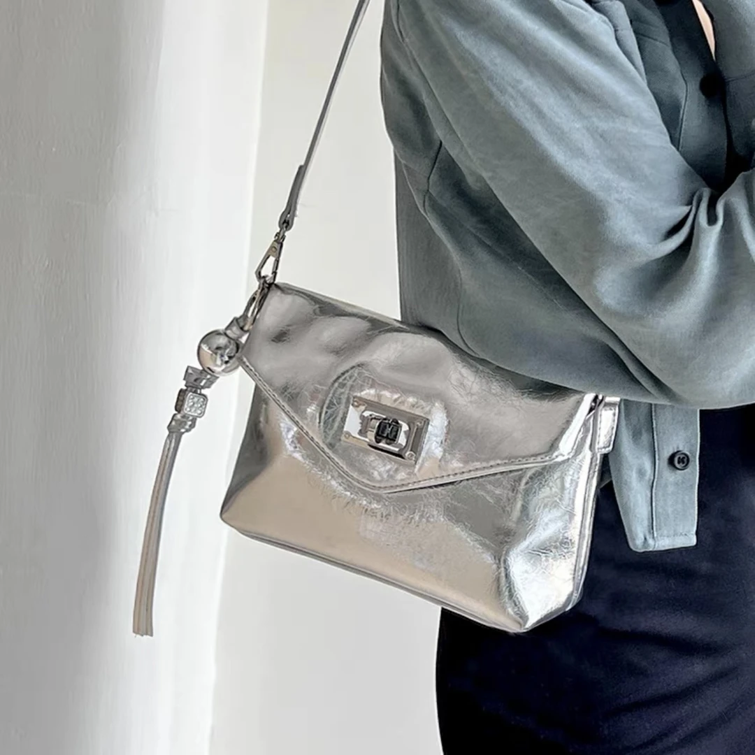 新品轻奢百搭高级感气质时尚斜挎女士包A22