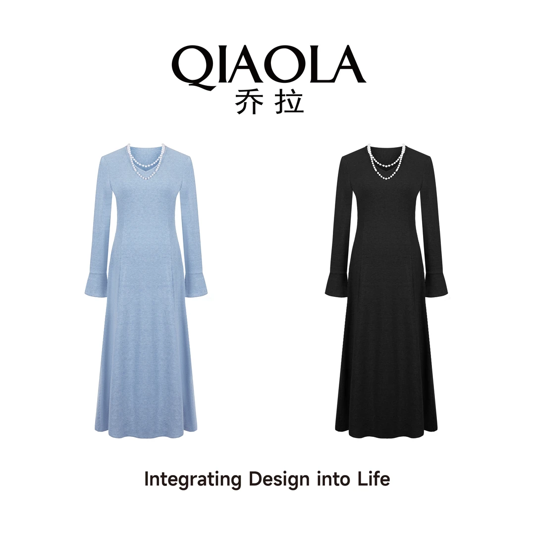 QIAOLA/乔拉【星梦与海】秋冬季细坑条针织立领赫本风A版连衣裙预售