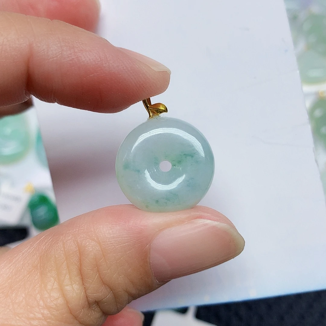 翡翠18K金镶嵌颈饰3556789