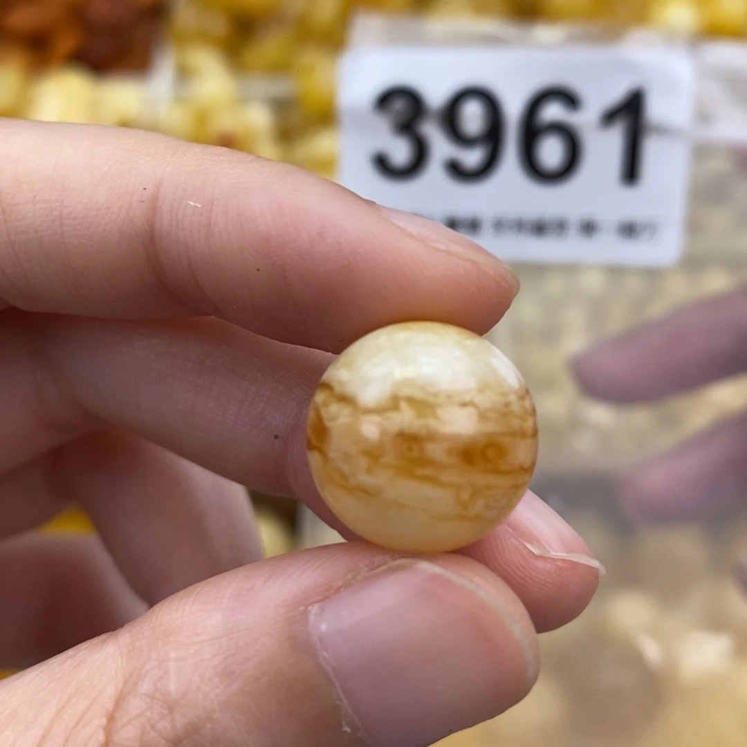 未镶嵌蜜蜡珠宝奇石15