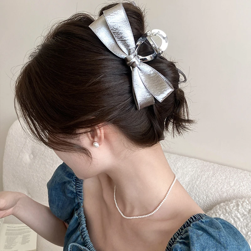 高亮蝴蝶结飘带发夹女超大号盘发后脑勺鲨鱼夹百搭气质简约抓夹