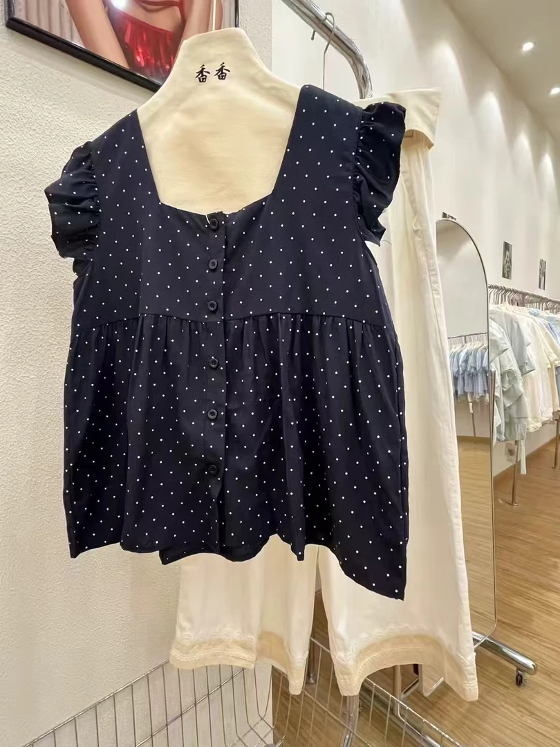 2025洋气时尚夏季简约气质洋气波点小飞袖方领衬衫