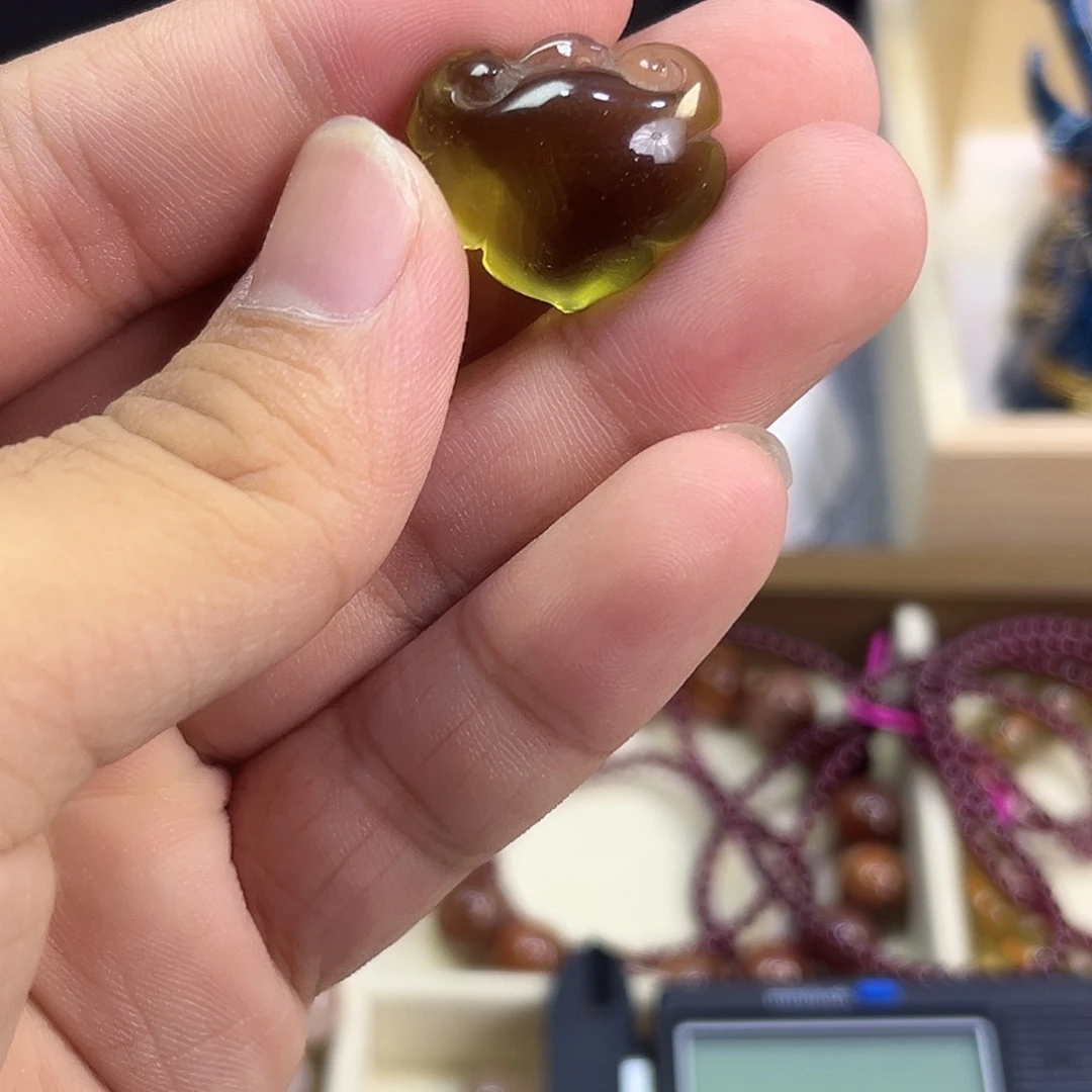 神***貝颈饰水晶未镶嵌如意