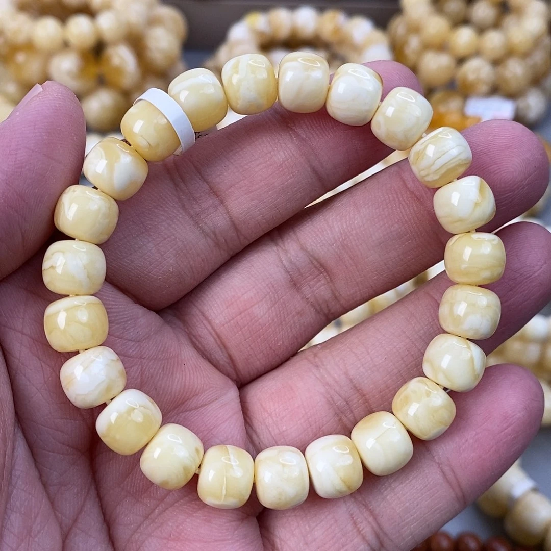 蜜蜡未镶嵌珠宝奇石10mm 13.6g