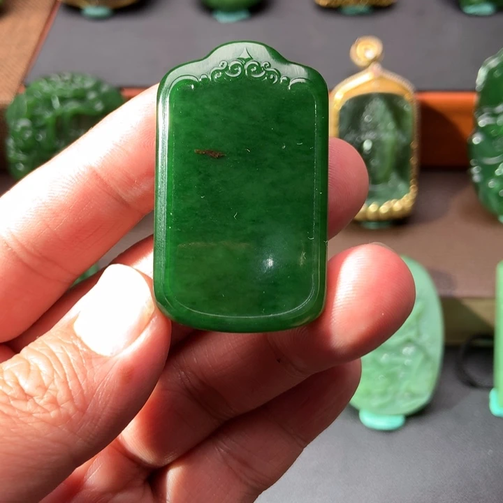 和田玉挂件未镶嵌