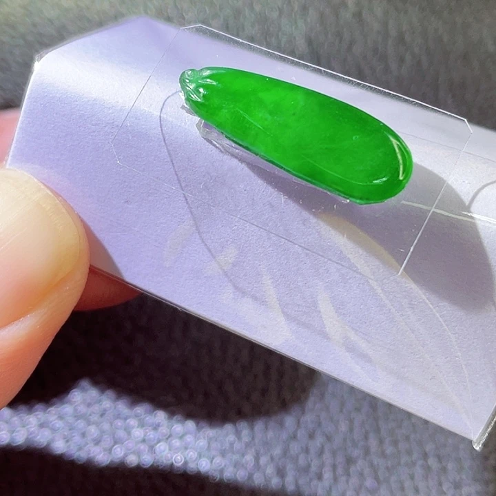 未镶嵌定制翡翠翡翠