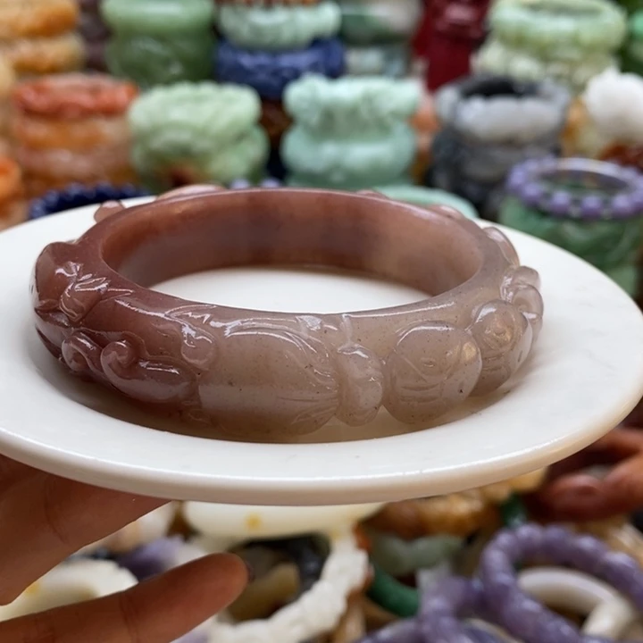 石英岩玉未镶嵌手镯圈口63