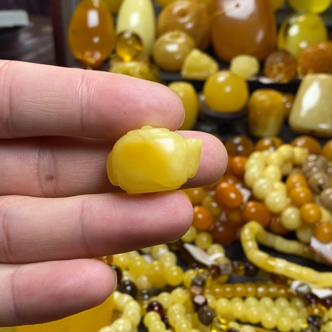 琥珀未镶嵌裸石蜜蜡