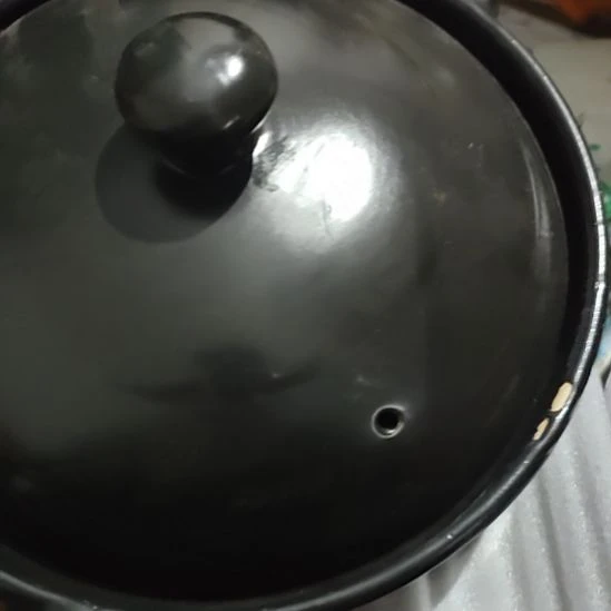 瓷缺油砂锅，口径25……