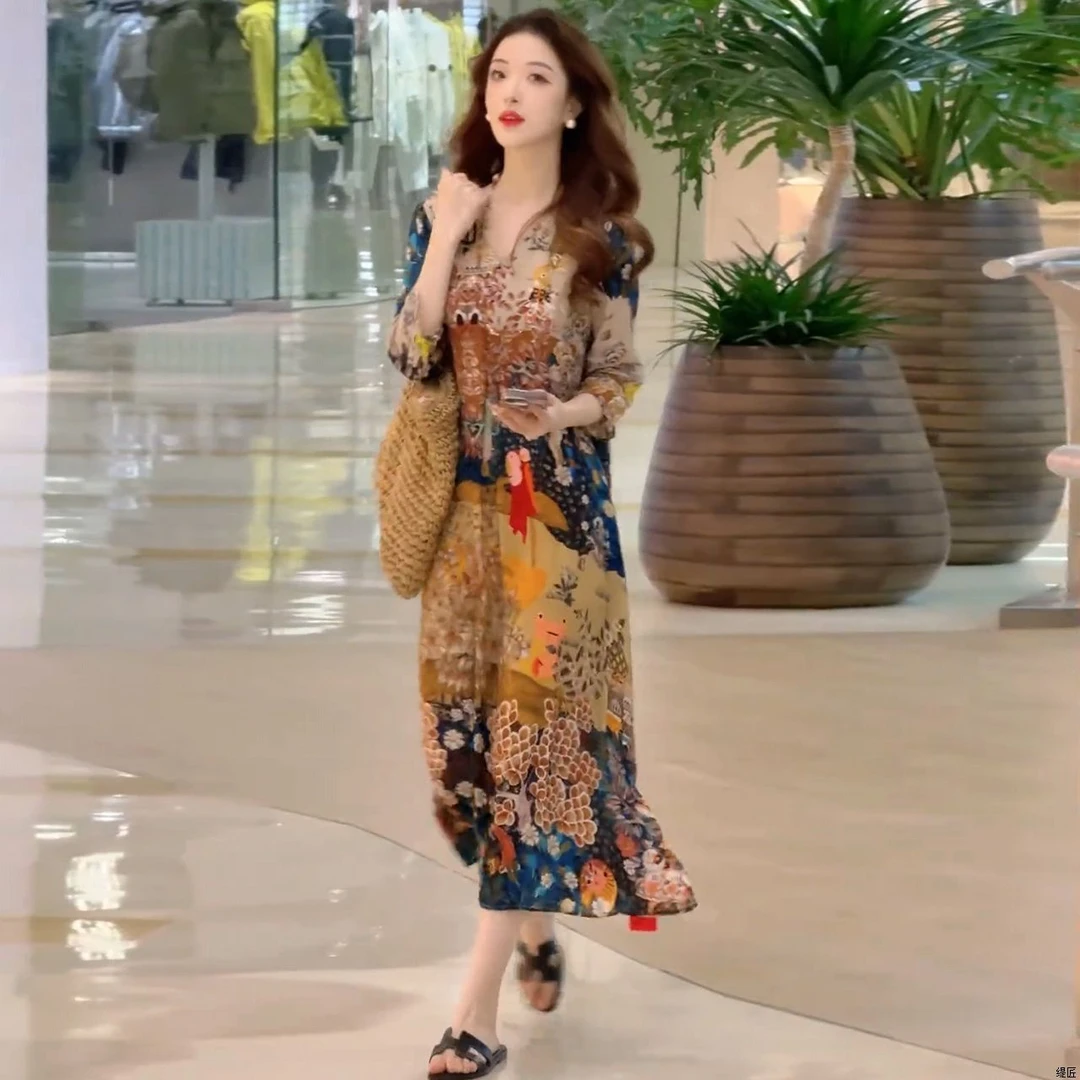 001连衣裙拉链V领中长款中腰碎花常规修身花色显瘦夏季